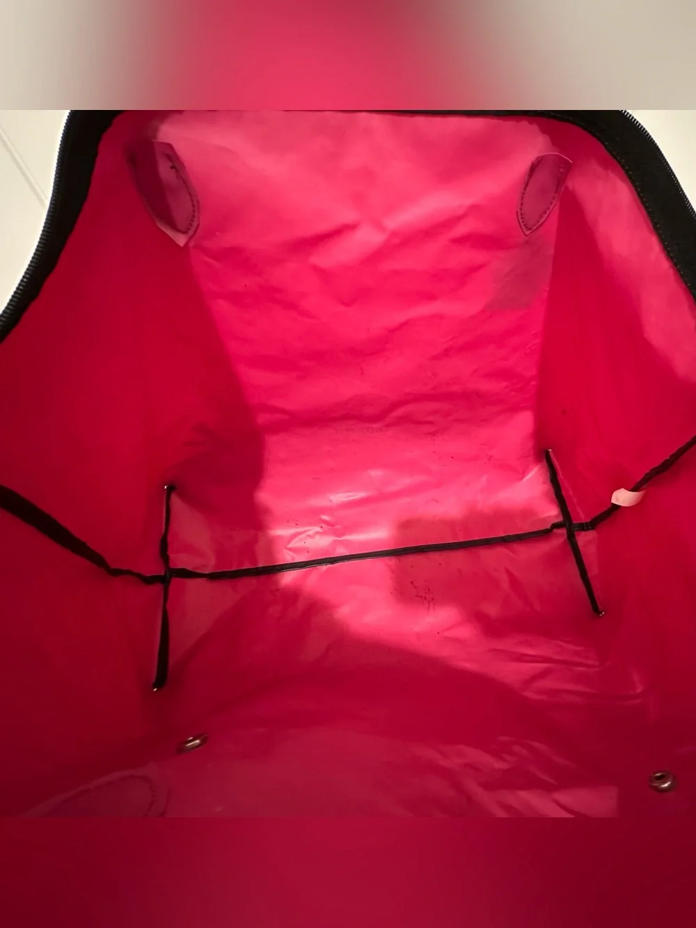 Mary Kay Hot Pink Tote with Black Handles